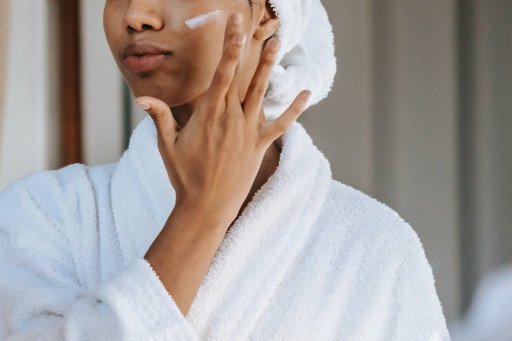 The Ultimate Guide to a Korean Skincare Morning Routine